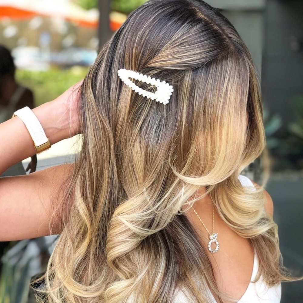 3/$24 Oversized Pearl Barrette Large Hair clip - Picture 5 of 8